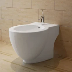 Hvidt keramisk toilet & bidet sæt