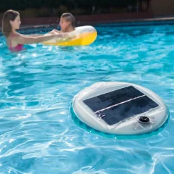 Intex soldrevet LED-poollampe flydende