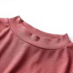 Langærmet T-shirt til børn str. 104 mock-rullekrave rød