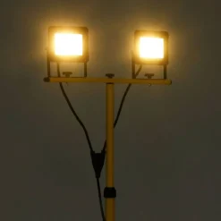 vidaXL LED-projektør med stativ 2x50 W varm hvid