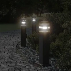 vidaXL udendørs standerlampe med stikkontakt 50 cm aluminium sort